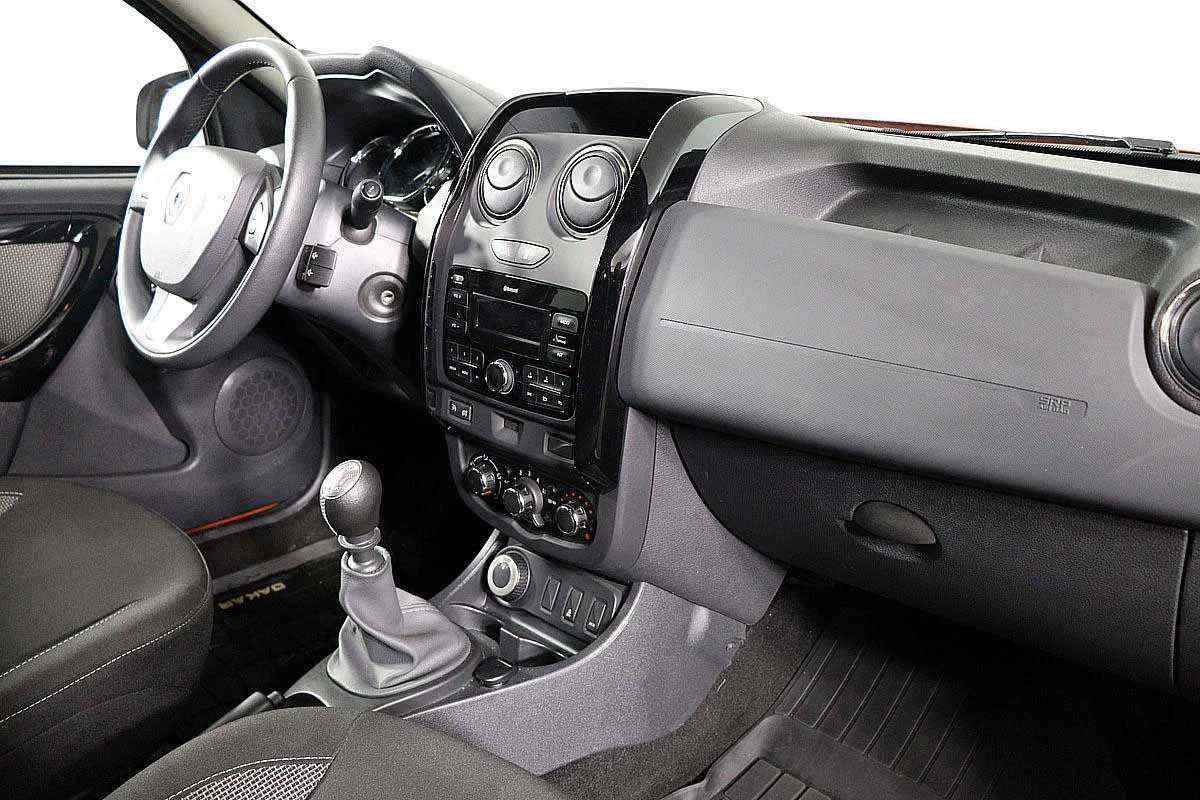 Renault Duster, Оранжевый, 2018, Механическая, 143 л.с., цена от 1 099 000 руб.