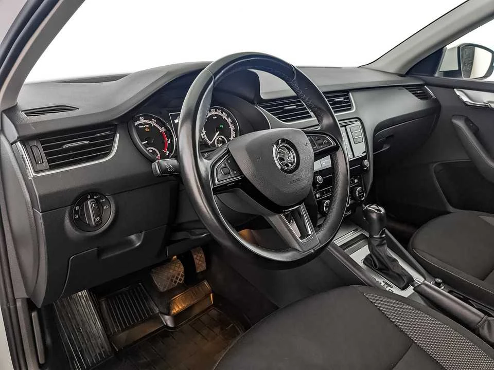 SKODA OCTAVIA, Белый, 2018, Автоматическая, 110 л.с., цена от 995 200 руб.