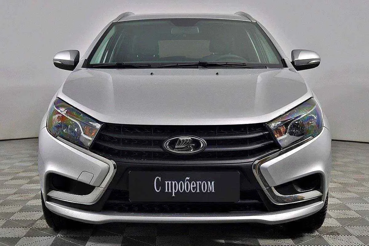 LADA Vesta, Серебряный, 2020, Механическая, 106 л.с., цена от 479 000 руб.