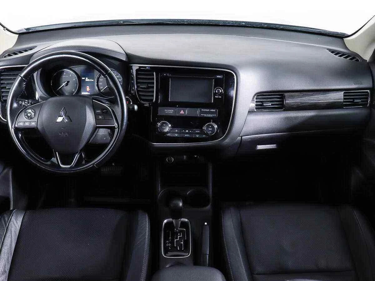 Mitsubishi Outlander, Серый, 2016, Автоматическая, 146 л.с., цена от 1 401 000 руб.