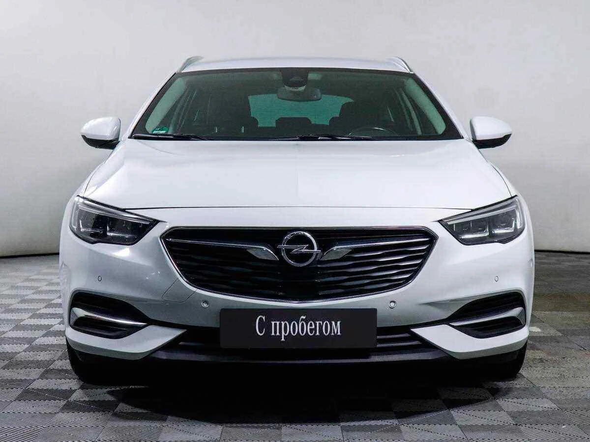 Opel Insignia, Белый, 2019, Автоматическая, 170 л.с., цена от 1 549 000 руб.
