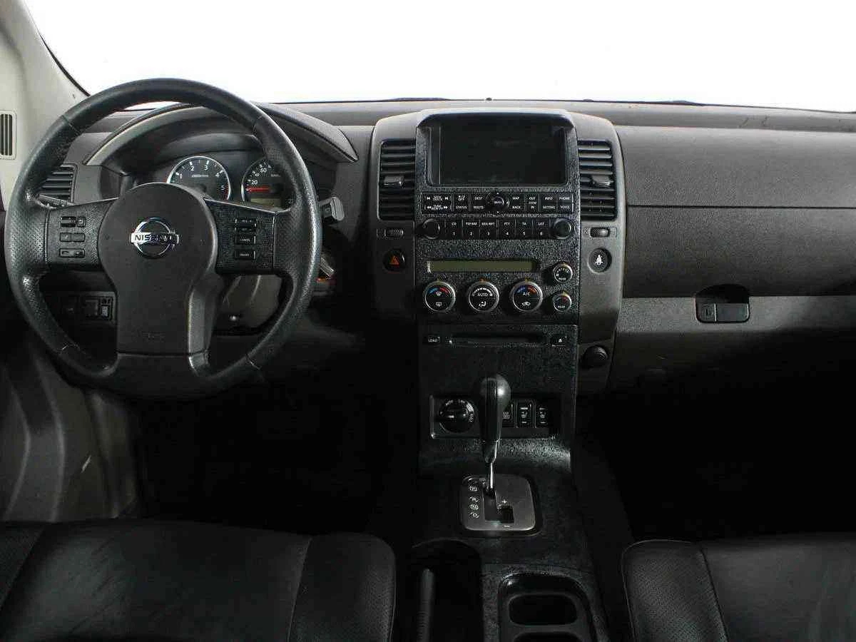 Nissan Pathfinder, Серый, 2008, Автоматическая, 174 л.с., цена от 610 000 руб.