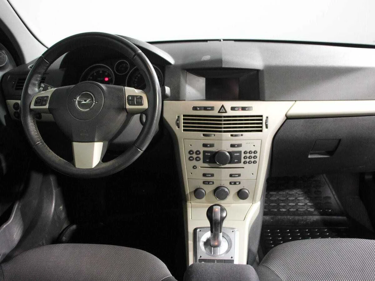 OPEL ASTRA, Черный, 2008, Робот, 115 л.с., цена от 368 000 руб.