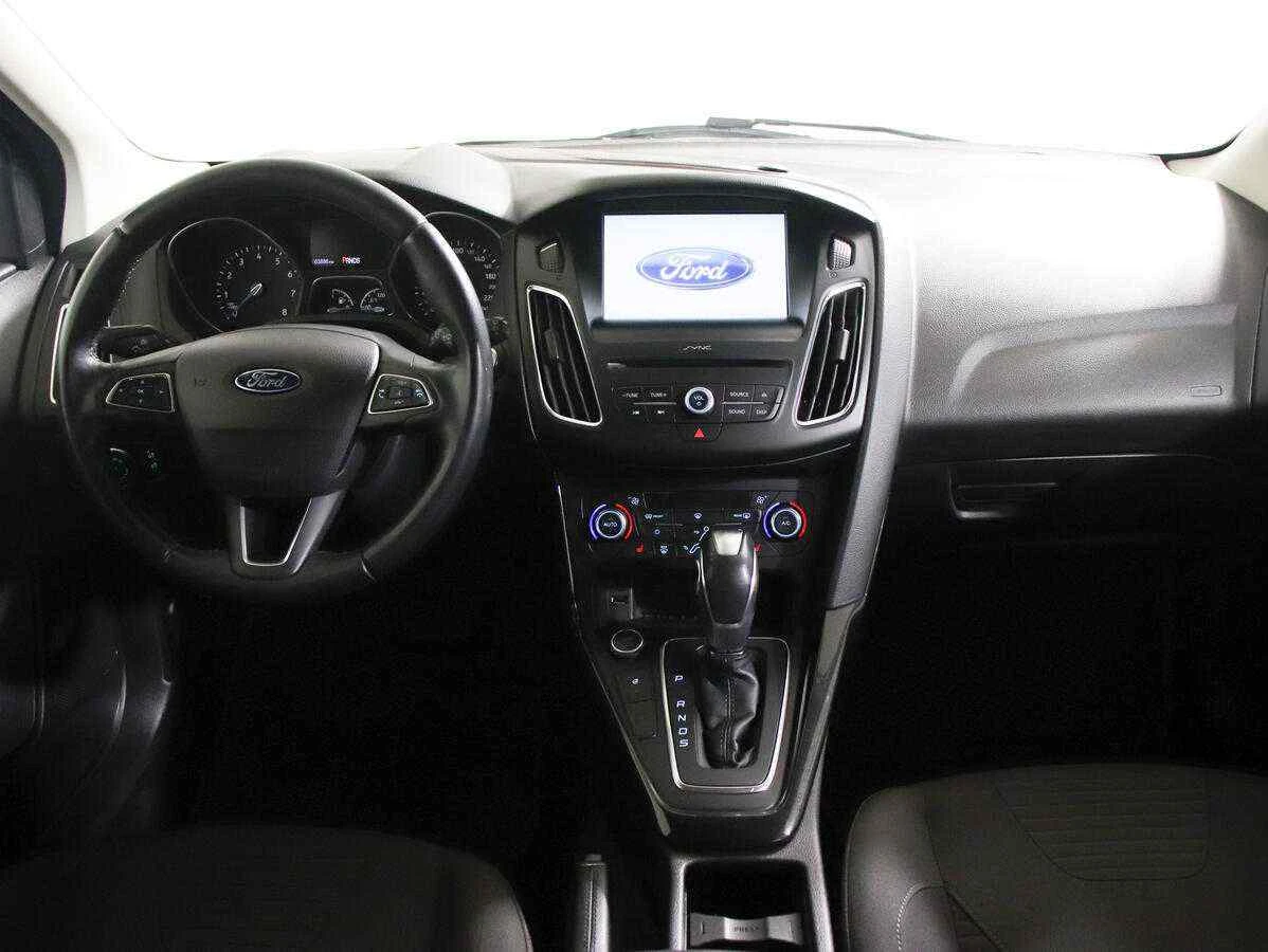 Ford Focus, Белый, 2018, Робот, 105 л.с., цена от 900 000 руб.