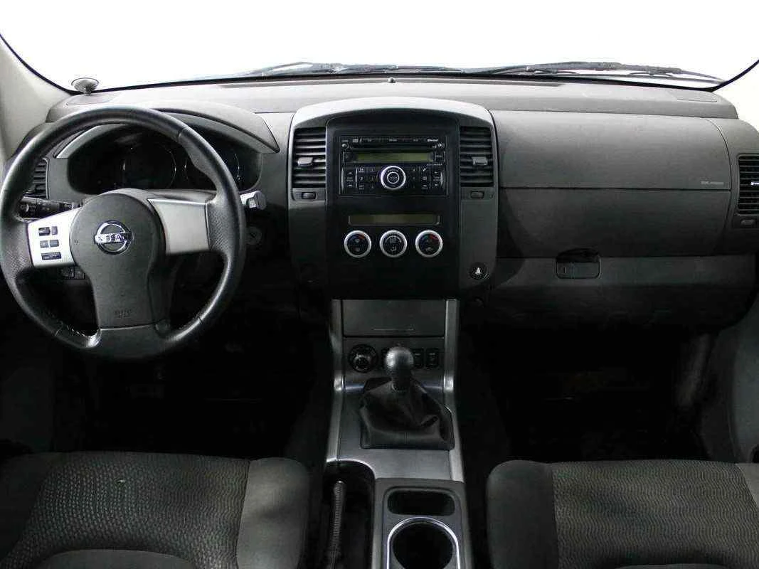 Nissan Pathfinder, Черный, 2011, Механическая, 190 л.с., цена от 926 000 руб.