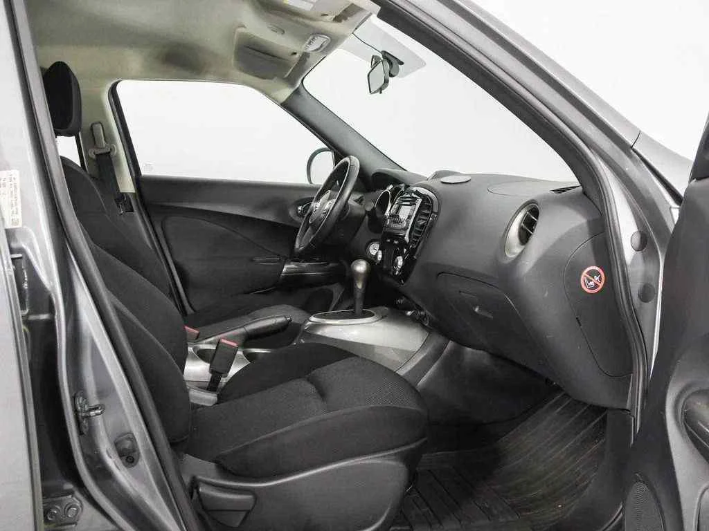 Nissan Juke, Серый, 2014, Вариатор, 117 л.с., цена от 910 000 руб.