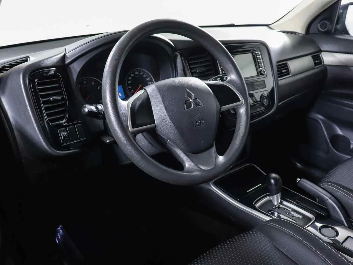Mitsubishi Outlander, Черный, 2017, Вариатор, 146 л.с., цена от 1 247 000 руб.