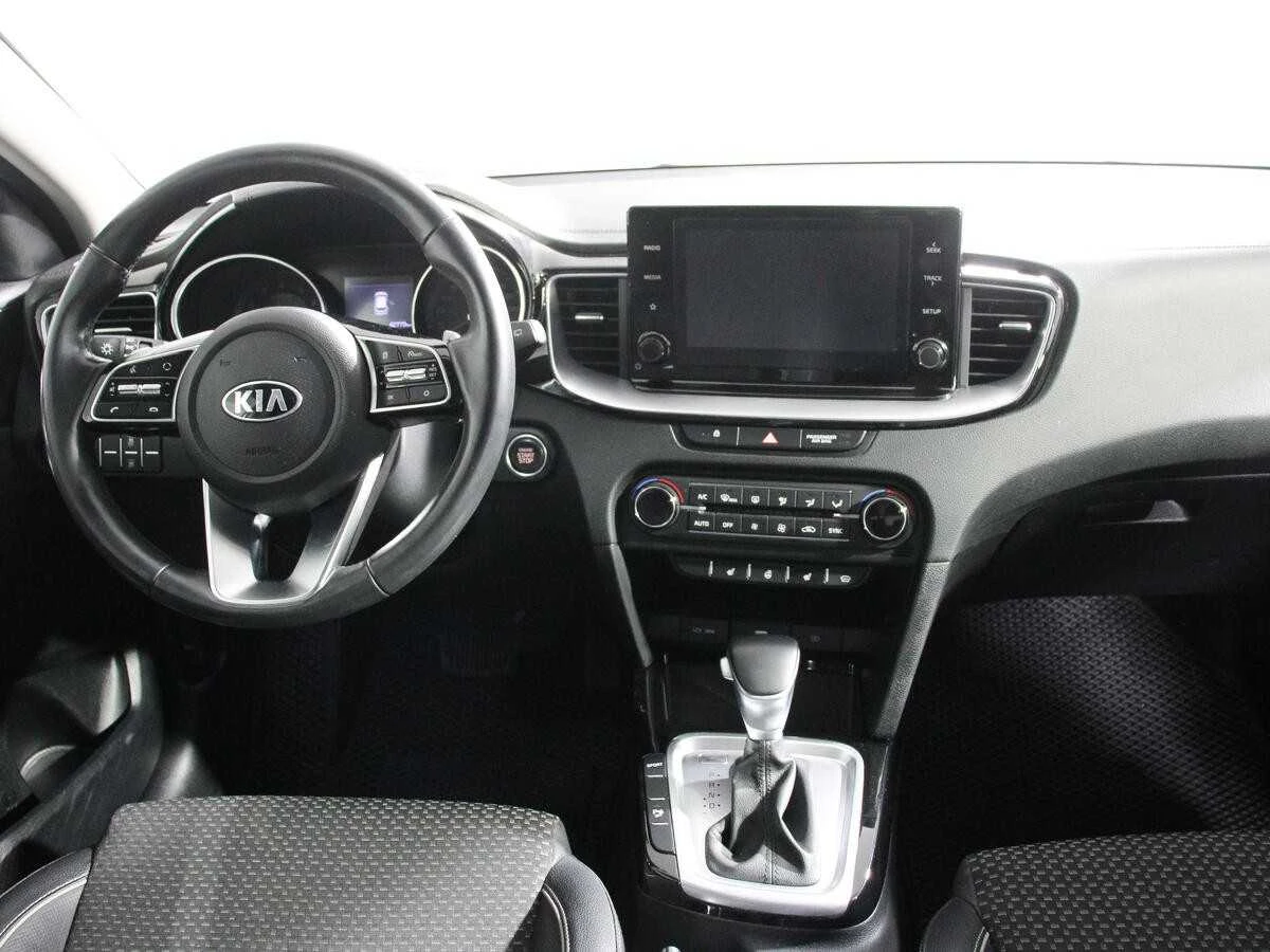 KIA CEED, Белый, 2020, Автоматическая, 128 л.с., цена от 1 232 000 руб.
