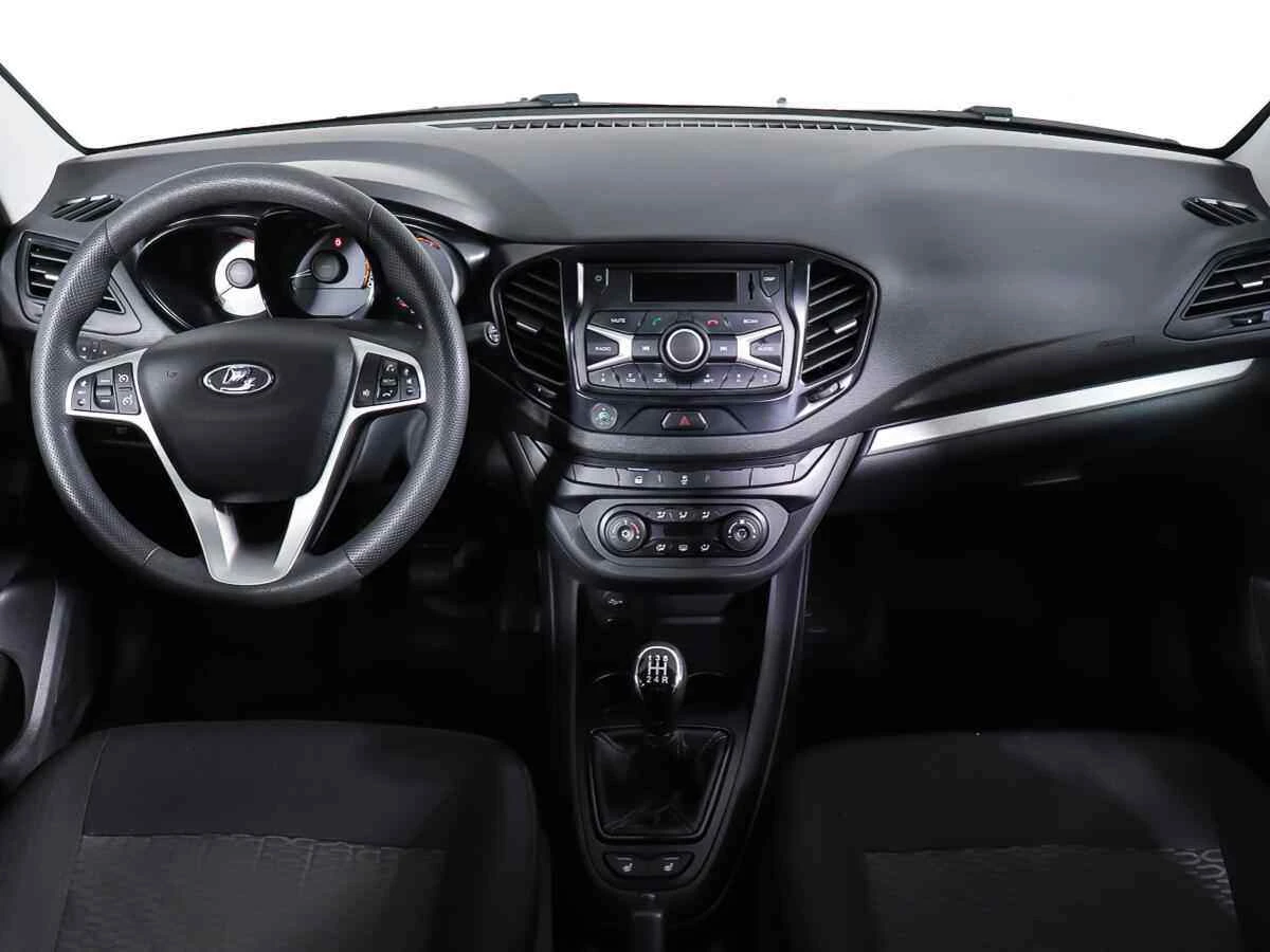 LADA Vesta, Белый, 2021, Механическая, 106 л.с., цена от 509 000 руб.