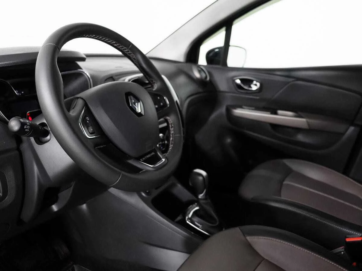 RENAULT KAPTUR, Коричневый, 2018, Вариатор, 114 л.с., цена от 904 000 руб.