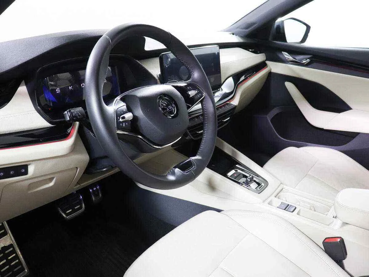 Skoda Octavia, Серый, 2022, Робот, 150 л.с., цена от 2 490 000 руб.