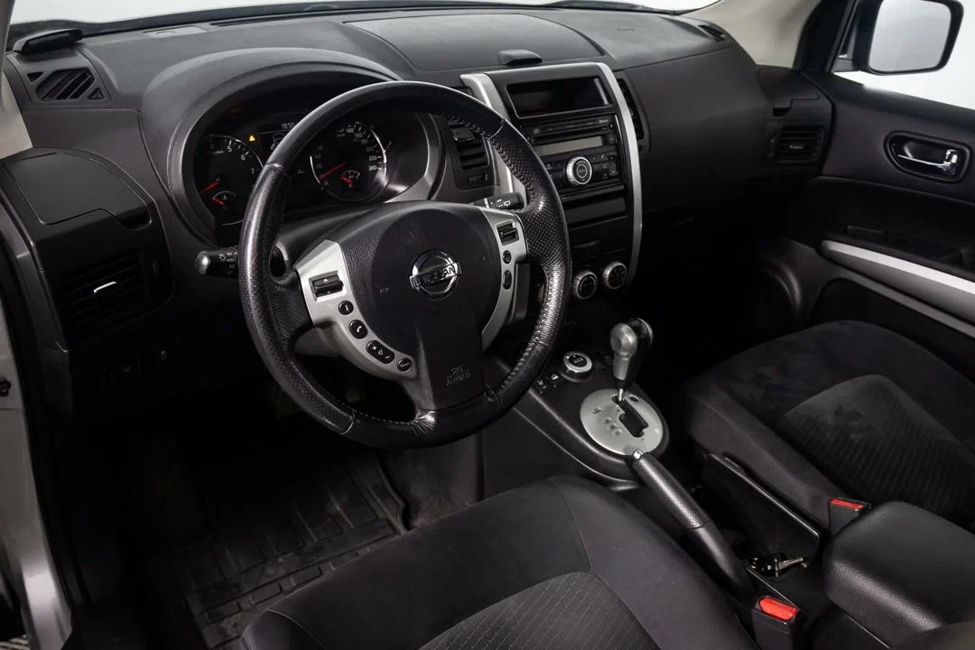 Nissan X-Trail, Серый, 2011, Вариатор, 141 л.с., цена от 695 000 руб.