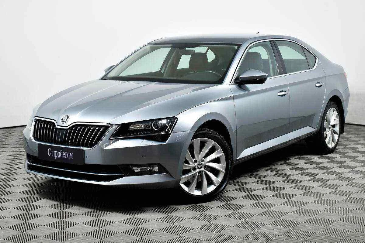Skoda Superb, Серый, 2017, Робот, 180 л.с., цена от 1 370 000 руб.