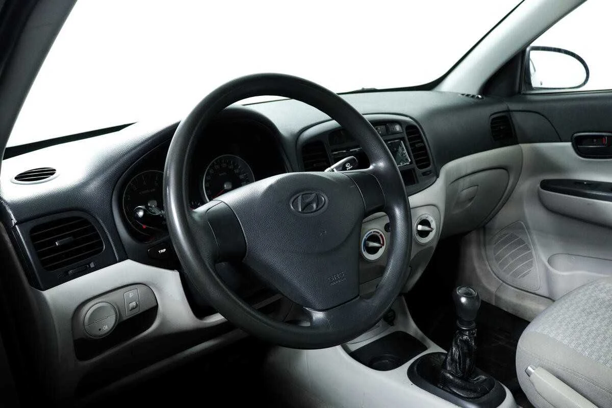 HYUNDAI VERNA, Черный, 2008, Механическая, 97 л.с., цена от 328 000 руб.