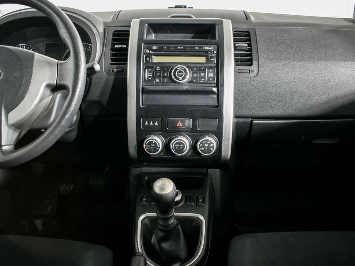 Nissan X-Trail, Черный, 2014, Механическая, 141 л.с., цена от 1 134 800 руб.