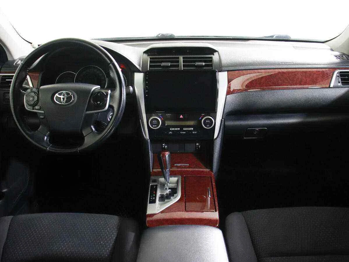 Toyota Camry, Черный, 2014, Автоматическая, 181 л.с., цена от 999 000 руб.
