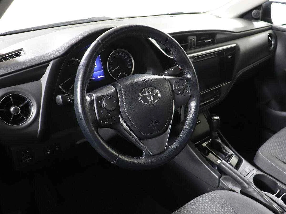 Toyota Corolla, Черный, 2017, Вариатор, 122 л.с., цена от 1 140 000 руб.