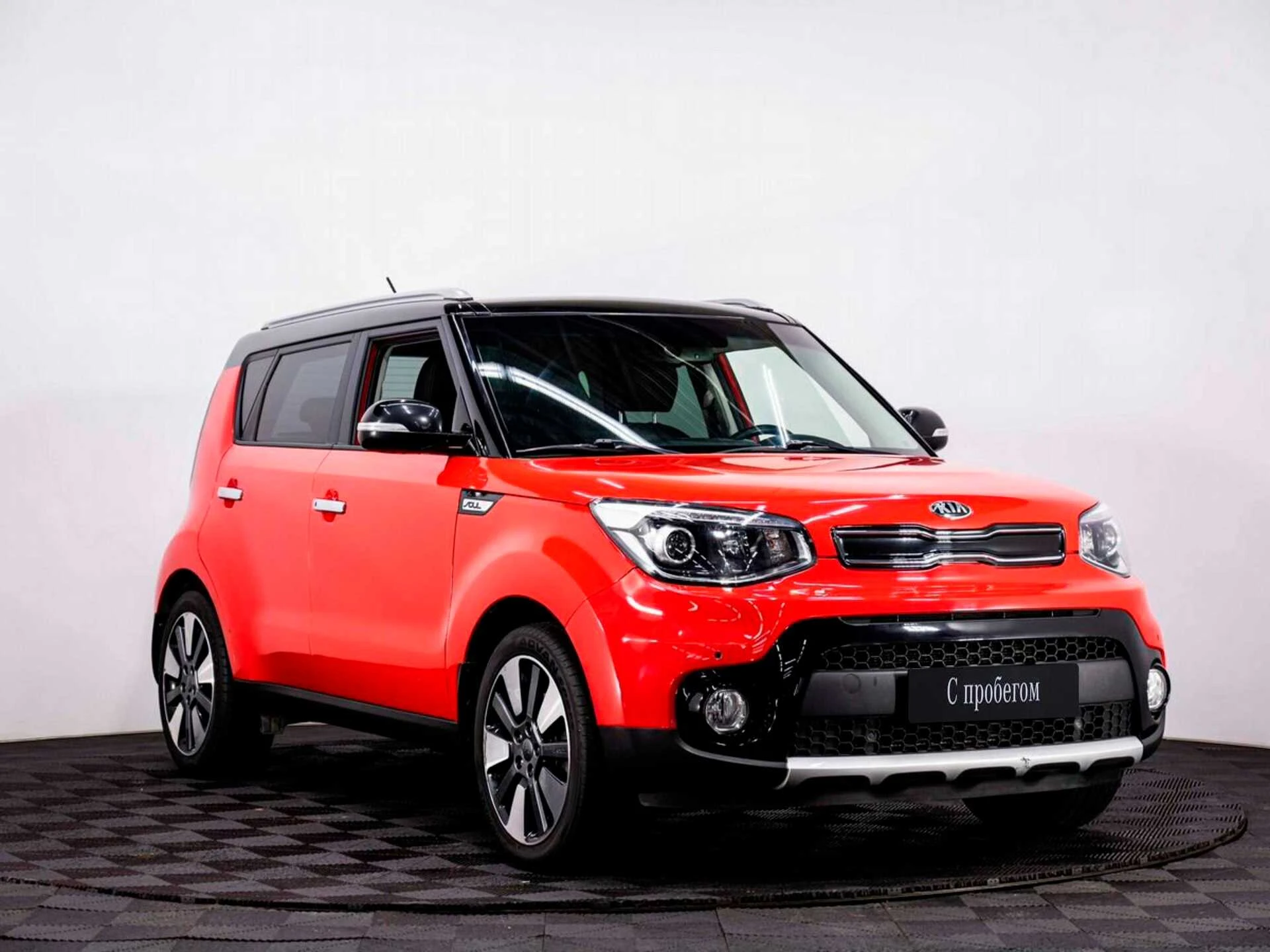 KIA SOUL, Красный, 2016, Автоматическая, 132 л.с., цена от 992 000 руб.
