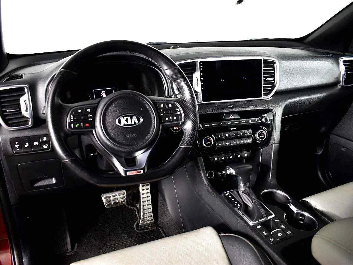 KIA Sportage, Оранжевый, 2016, Робот, 177 л.с., цена от 1 393 500 руб.