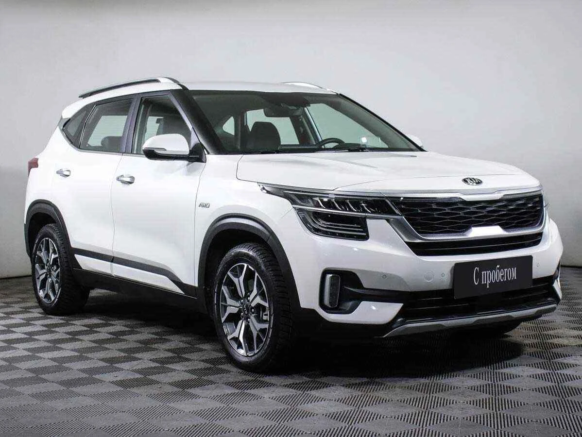 KIA Seltos, Белый, 2020, Вариатор, 149 л.с., цена от 1 890 000 руб.