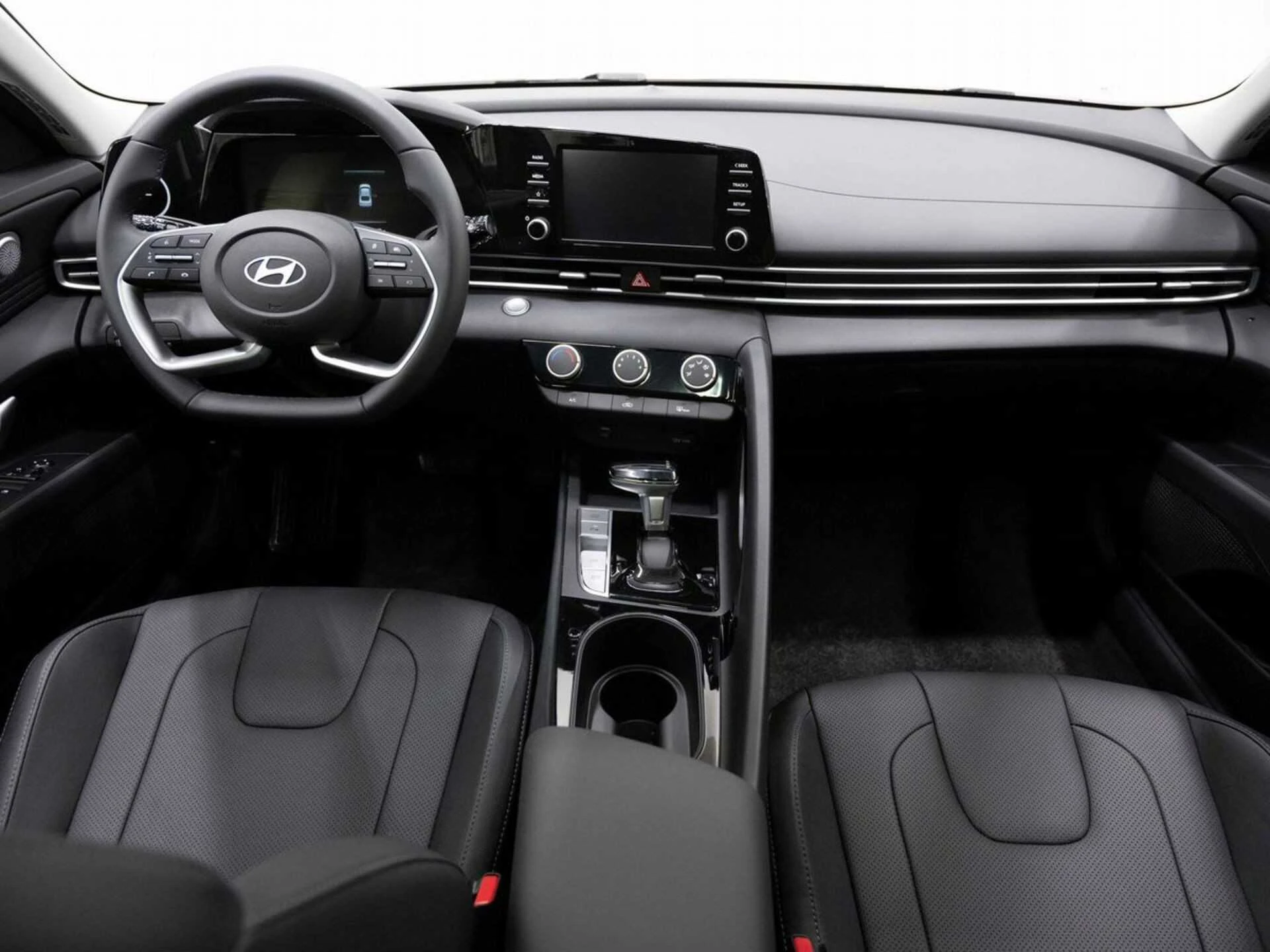 HYUNDAI ELANTRA, Зеленый, 2023, Вариатор, 115 л.с., цена от 1 437 600 руб.