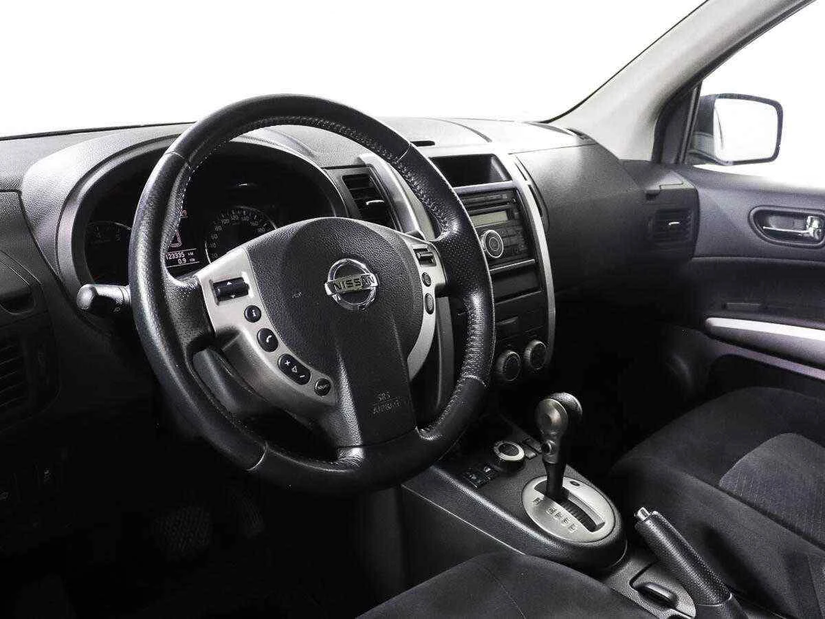 Nissan X-Trail, Черный, 2011, Вариатор, 141 л.с., цена от 699 000 руб.