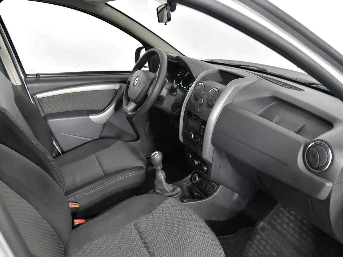Renault Duster, Белый, 2018, Механическая, 114 л.с., цена от 1 246 000 руб.