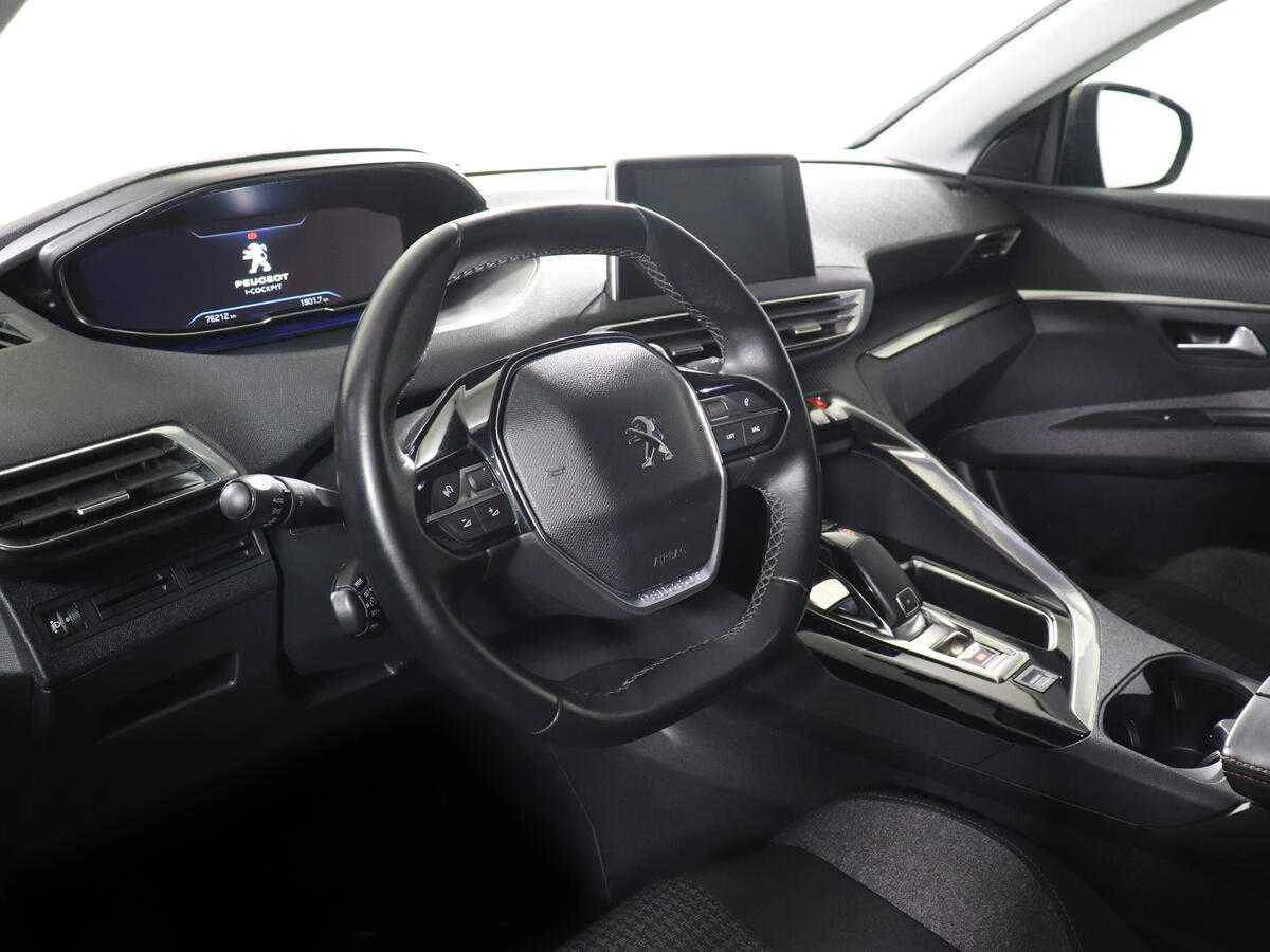 Peugeot 5008, Зеленый, 2018, Автоматическая, 120 л.с., цена от 1 555 000 руб.