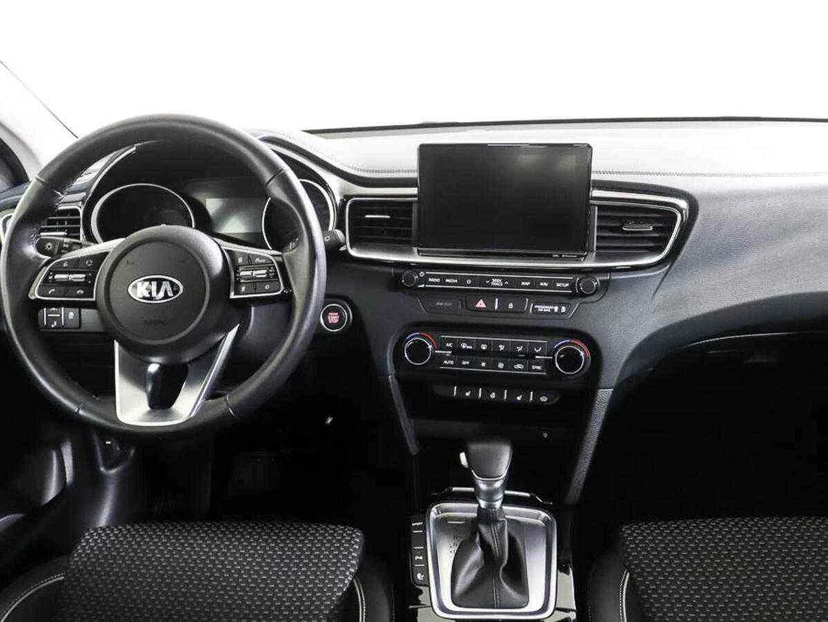 KIA Ceed, Белый, 2020, Робот, 140 л.с., цена от 1 495 000 руб.