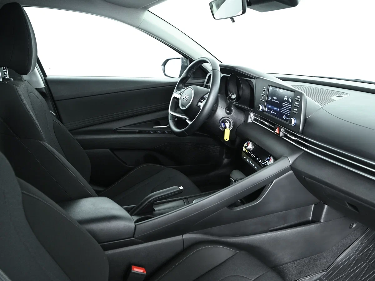 Hyundai Elantra, Серый, 2021, Автоматическая, 128 л.с., цена от 1 576 000 руб.
