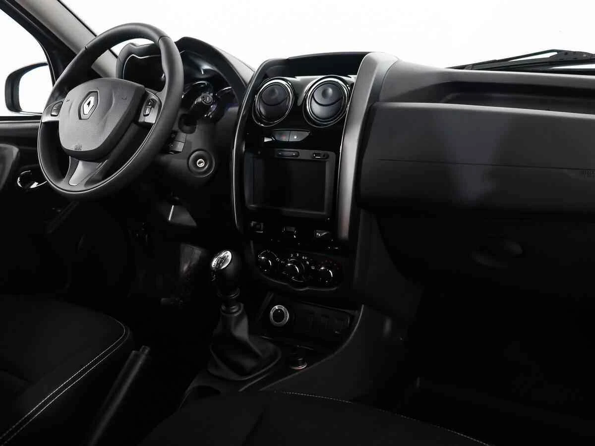 Renault Duster, Зеленый, 2016, Механическая, 109 л.с., цена от 862 000 руб.