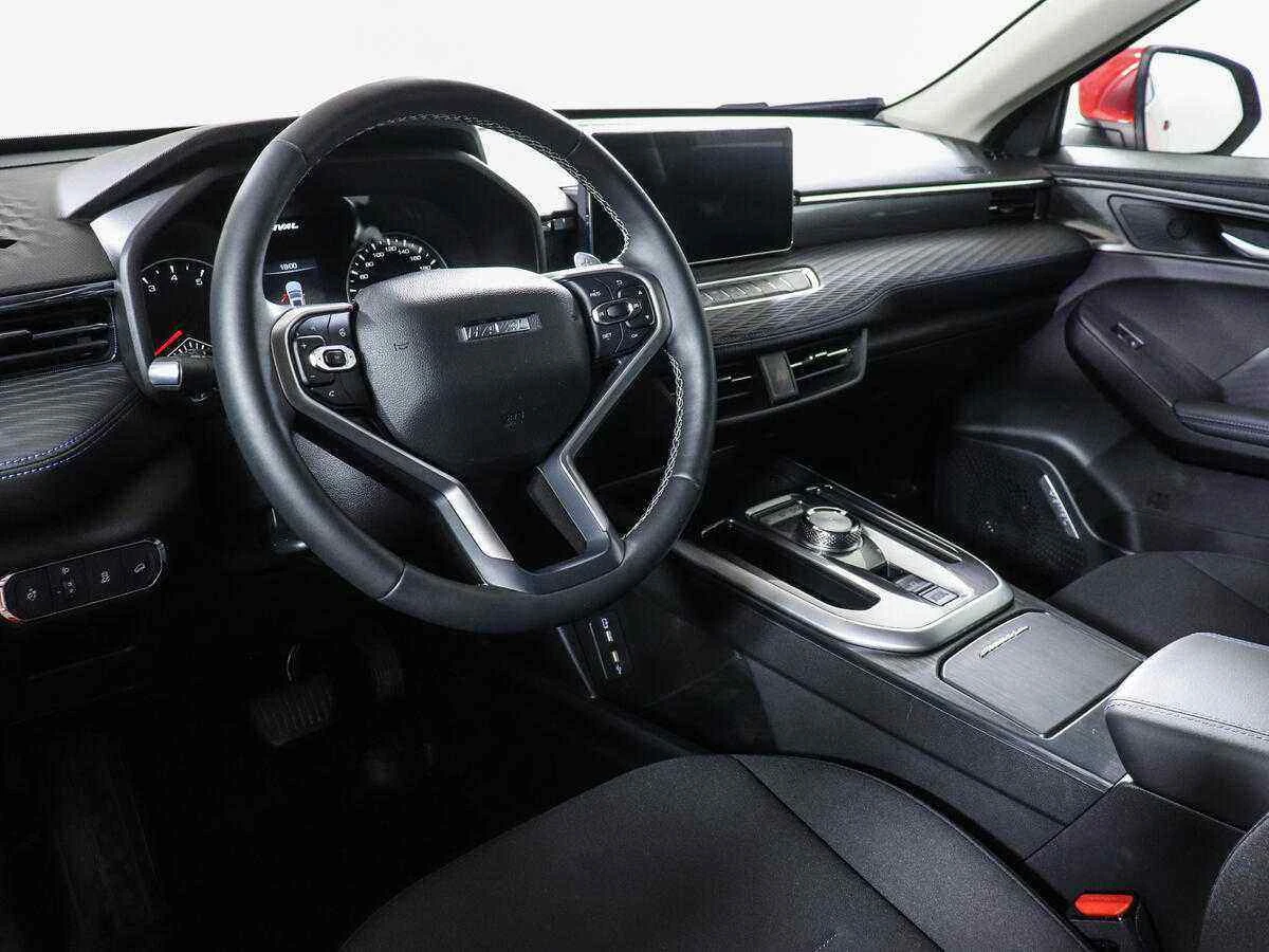 Haval Jolion, Красный, 2021, Робот, 143 л.с., цена от 1 845 000 руб.