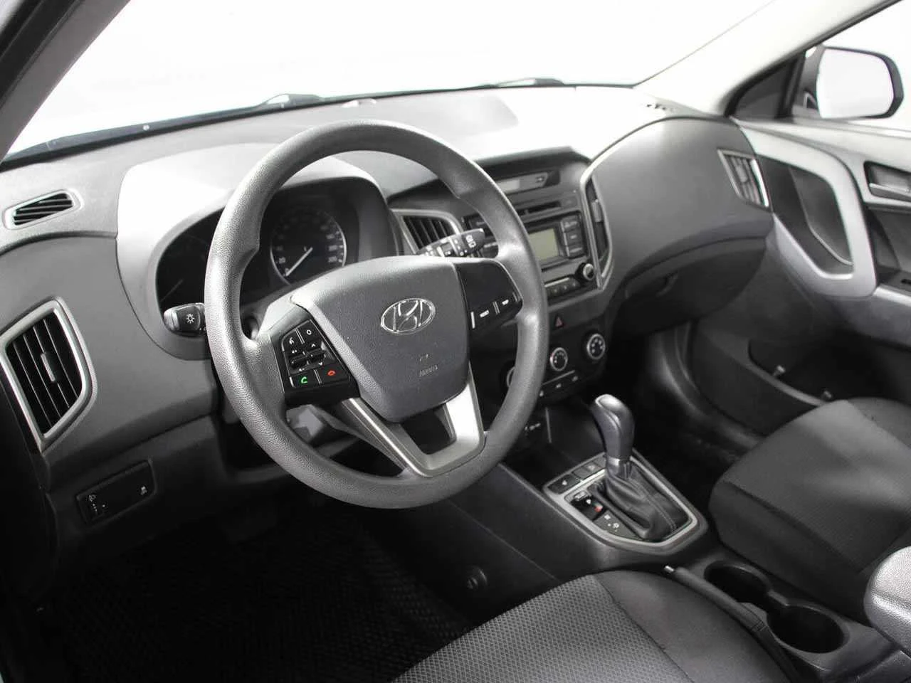 HYUNDAI CRETA, Белый, 2018, Автоматическая, 123 л.с., цена от 992 000 руб.