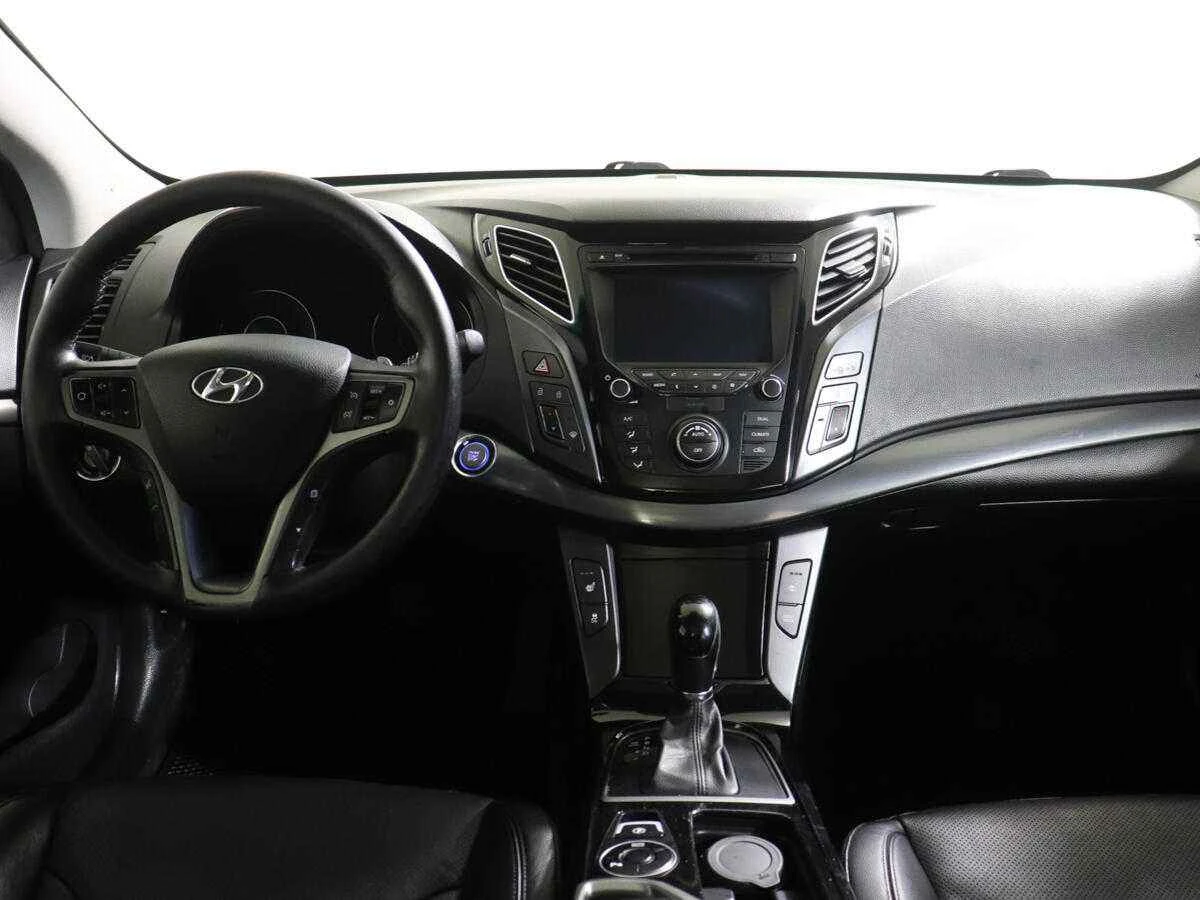 Hyundai i40, Белый, 2016, Автоматическая, 150 л.с., цена от 899 000 руб.