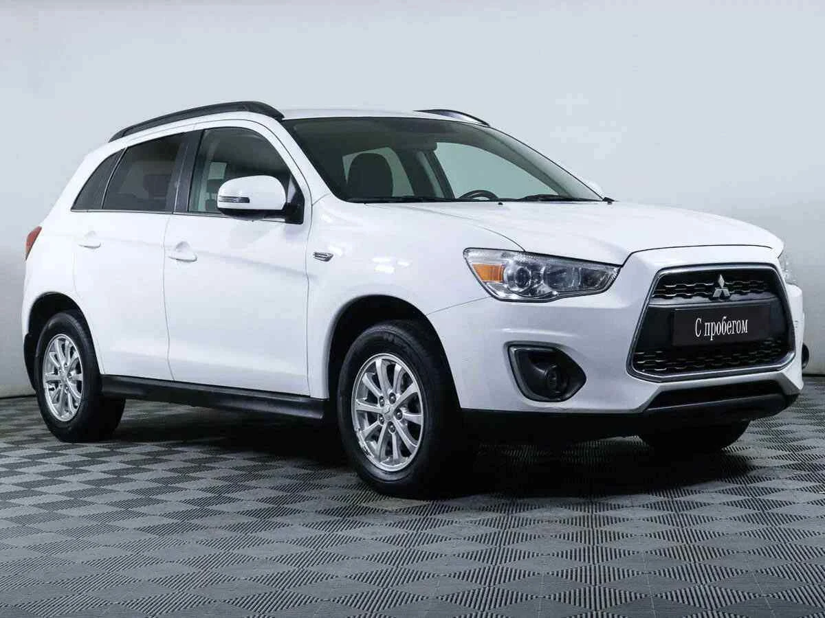Mitsubishi ASX, Белый, 2014, Вариатор, 140 л.с., цена от 695 000 руб.