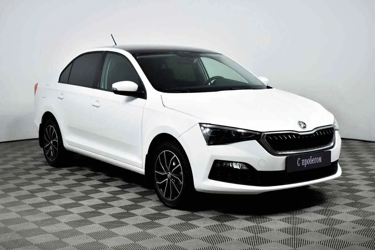 Skoda Rapid, Белый, 2021, Робот, 125 л.с., цена от 1 205 000 руб.