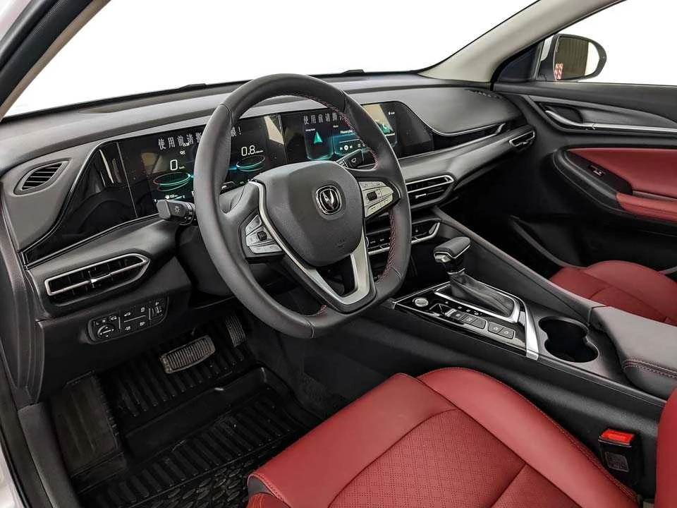 CHANGAN EADO PLUS, Белый, 2023, Робот, 155 л.с., цена от 1 352 000 руб.