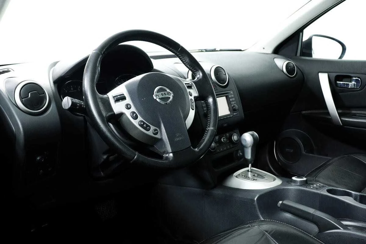 NISSAN QASHQAI, Белый, 2011, Вариатор, 141 л.с., цена от 944 000 руб.