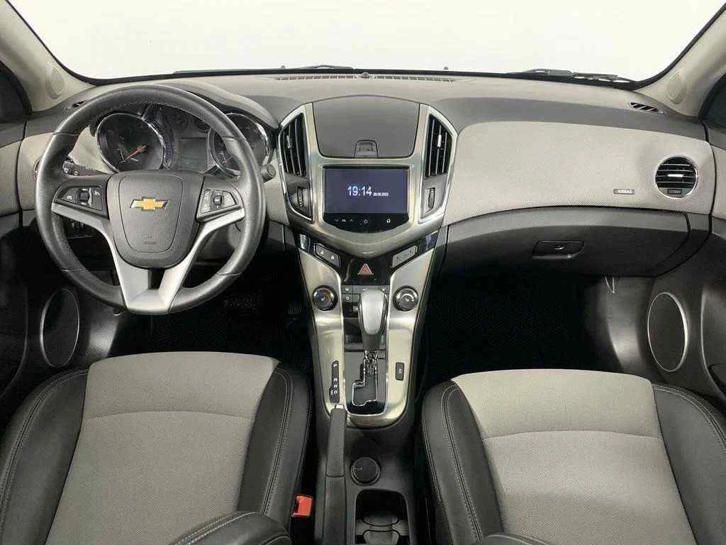 Chevrolet Cruze, Белый, 2014, Автоматическая, 140 л.с., цена от 548 170 руб.