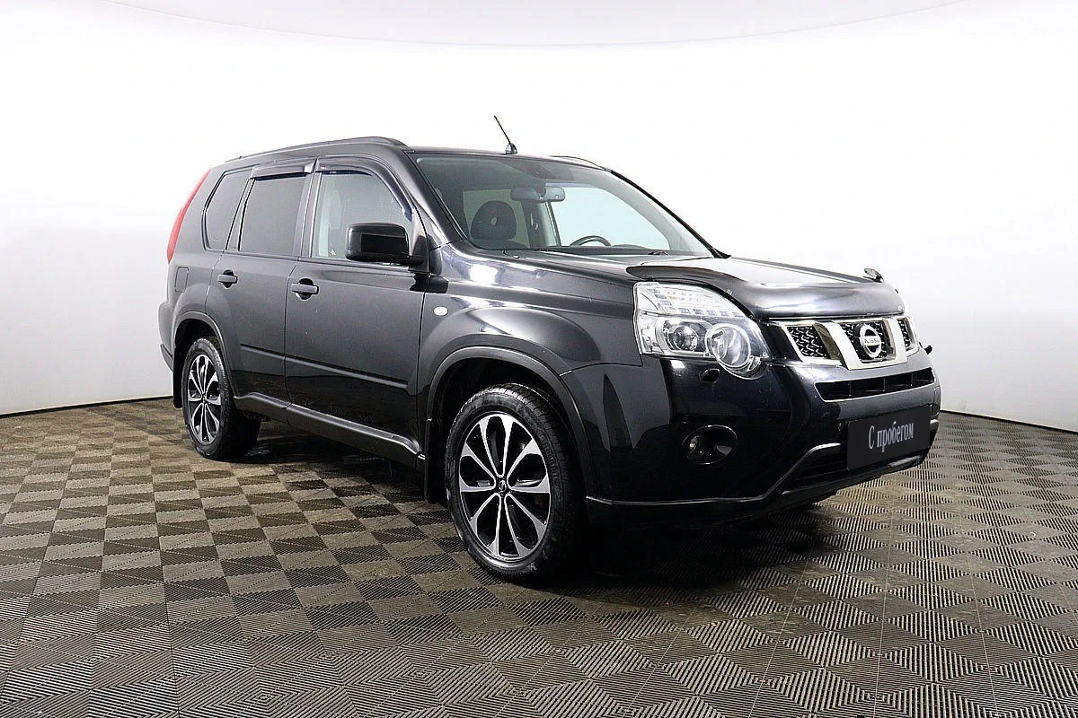 Nissan X-Trail, Черный, 2014, Вариатор, 141 л.с., цена от 1 078 000 руб.