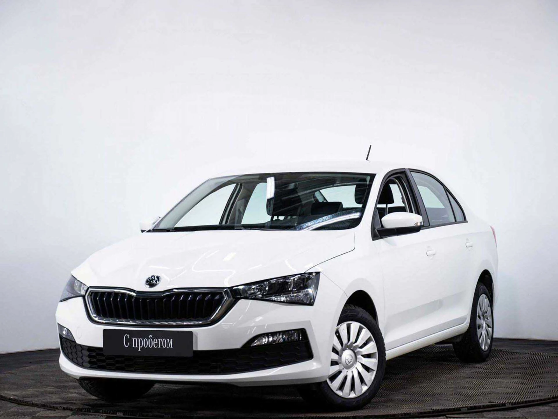 SKODA RAPID, Белый, 2022, Автоматическая, 110 л.с., цена от 1 260 000 руб.