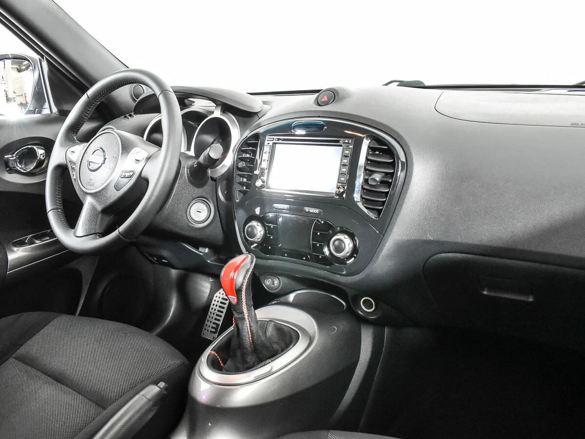 Nissan Juke, Коричневый, 2011, Механическая, 117 л.с., цена от 517 500 руб.