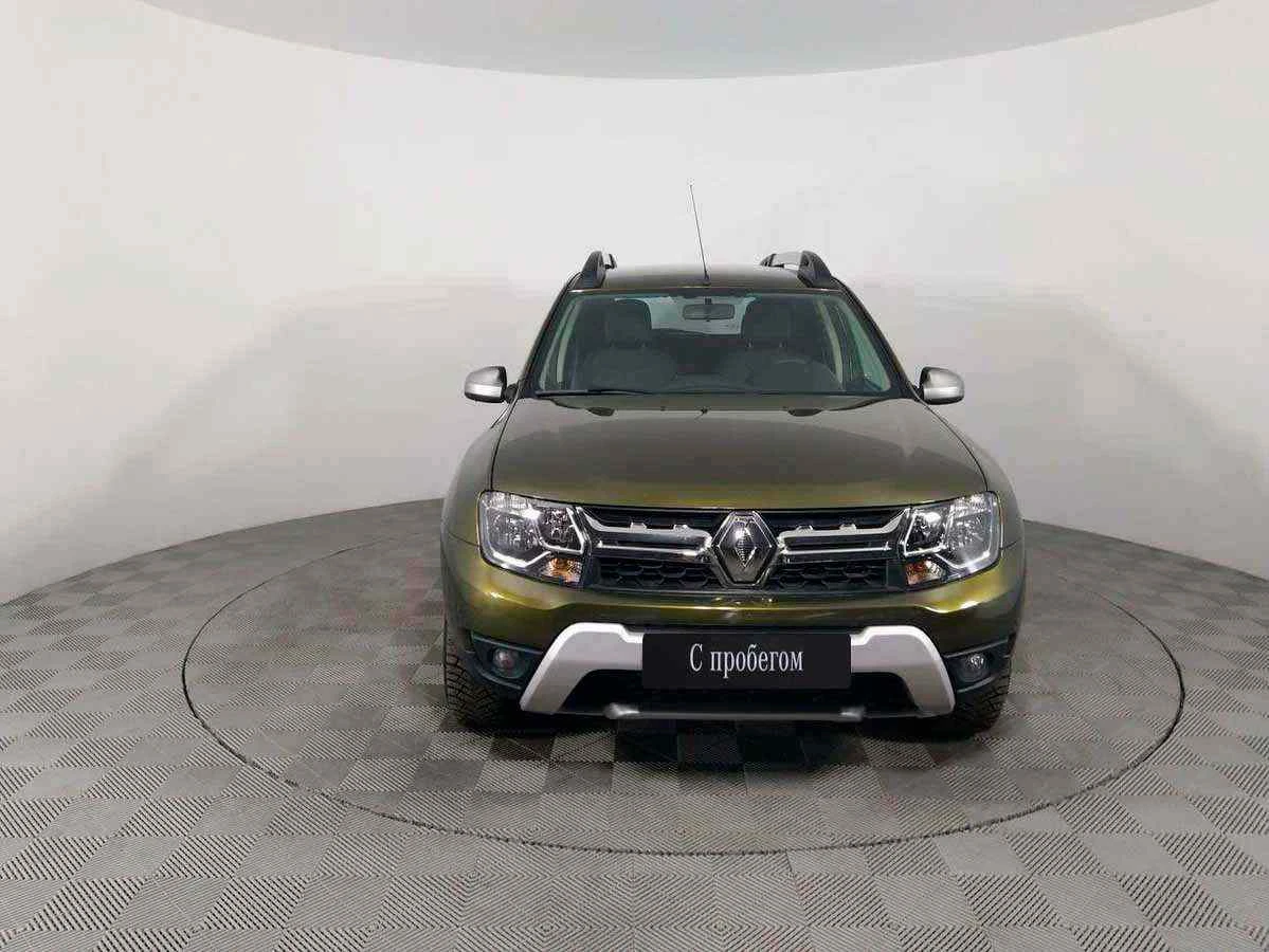 Renault Duster, Зеленый, 2018, Механическая, 109 л.с., цена от 1 303 000 руб.