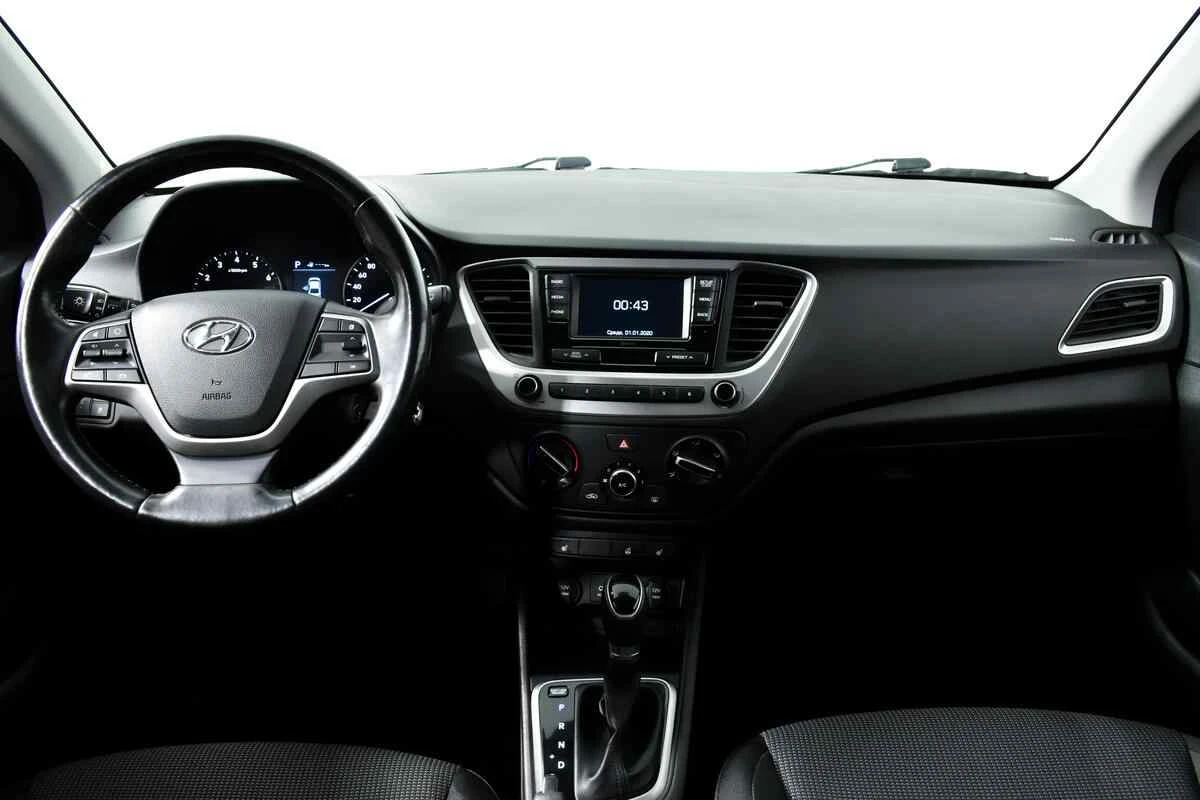 Hyundai Solaris, Белый, 2017, Автоматическая, 123 л.с., цена от 549 000 руб.