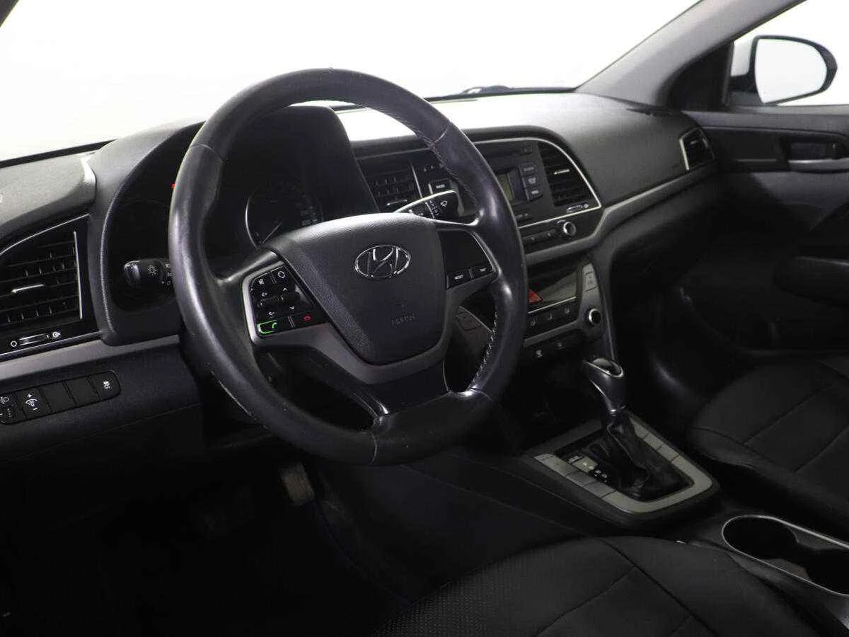 Hyundai Elantra, Белый, 2016, Автоматическая, 128 л.с., цена от 785 000 руб.