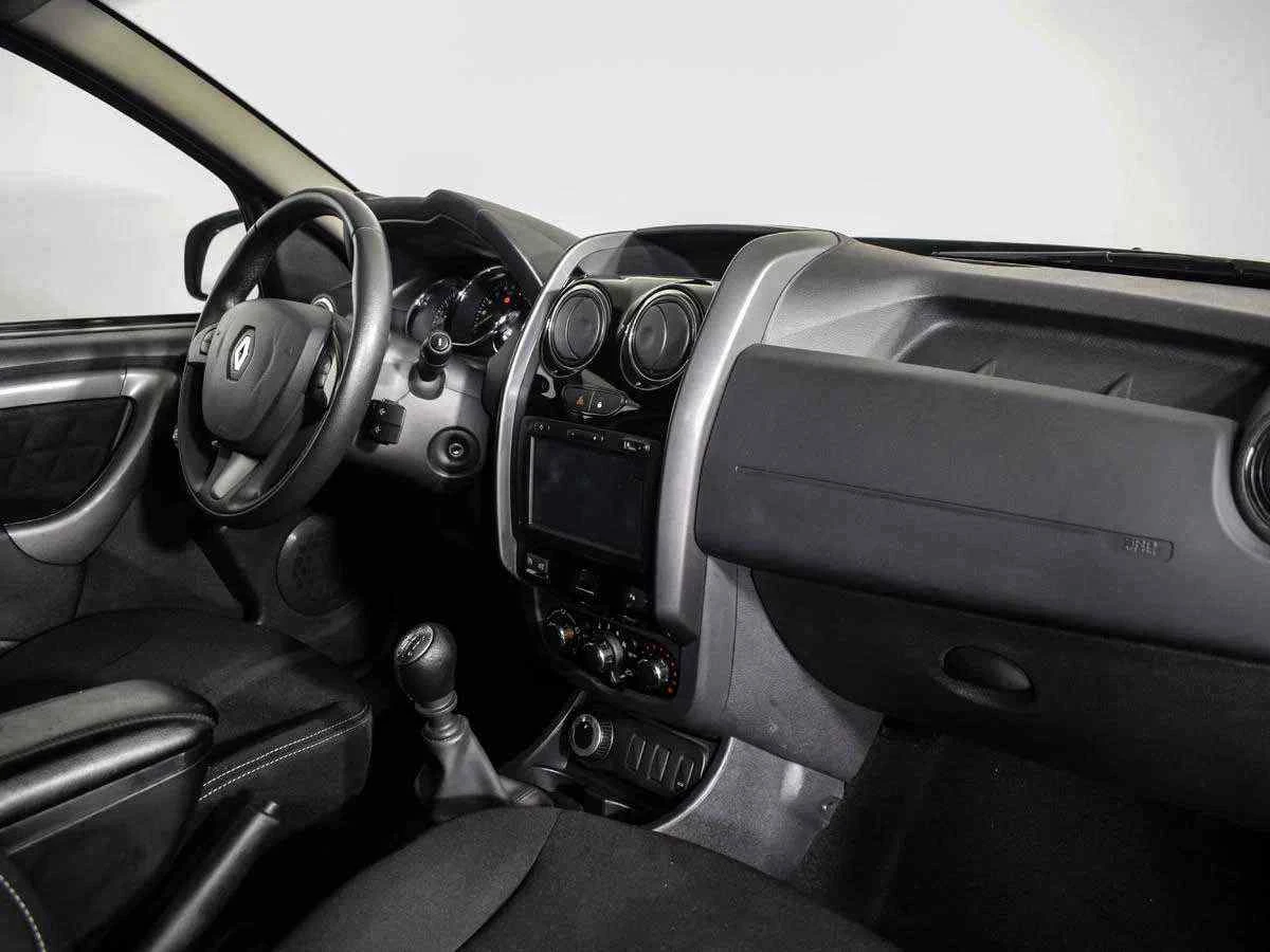 Renault Duster, Зеленый, 2017, Механическая, 143 л.с., цена от 1 061 000 руб.