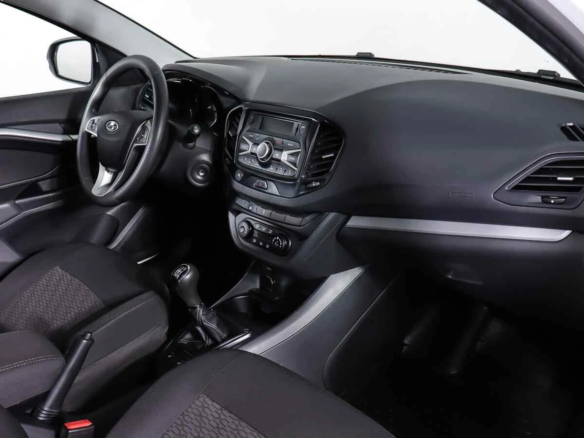 LADA Vesta, Белый, 2021, Механическая, 106 л.с., цена от 509 000 руб.