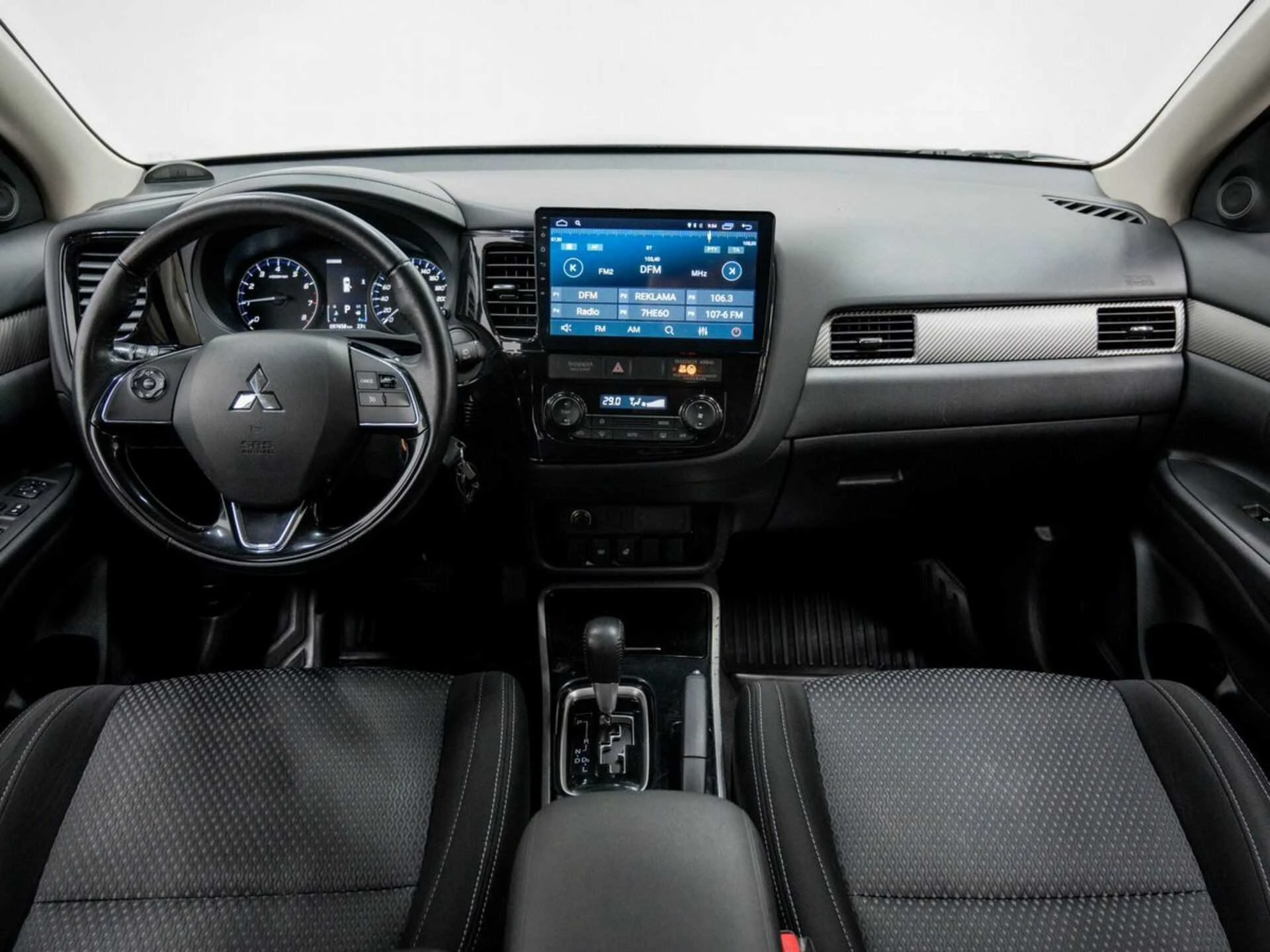 MITSUBISHI OUTLANDER, Серый, 2018, Вариатор, 146 л.с., цена от 1 328 000 руб.