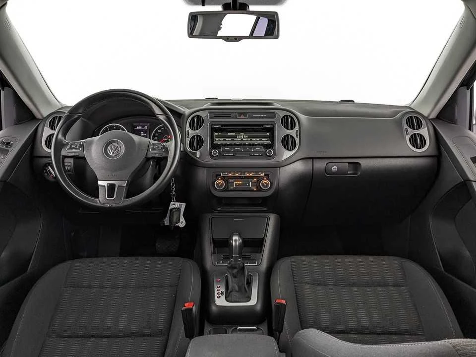 VOLKSWAGEN TIGUAN, Синий, 2015, Робот, 150 л.с., цена от 1 059 200 руб.
