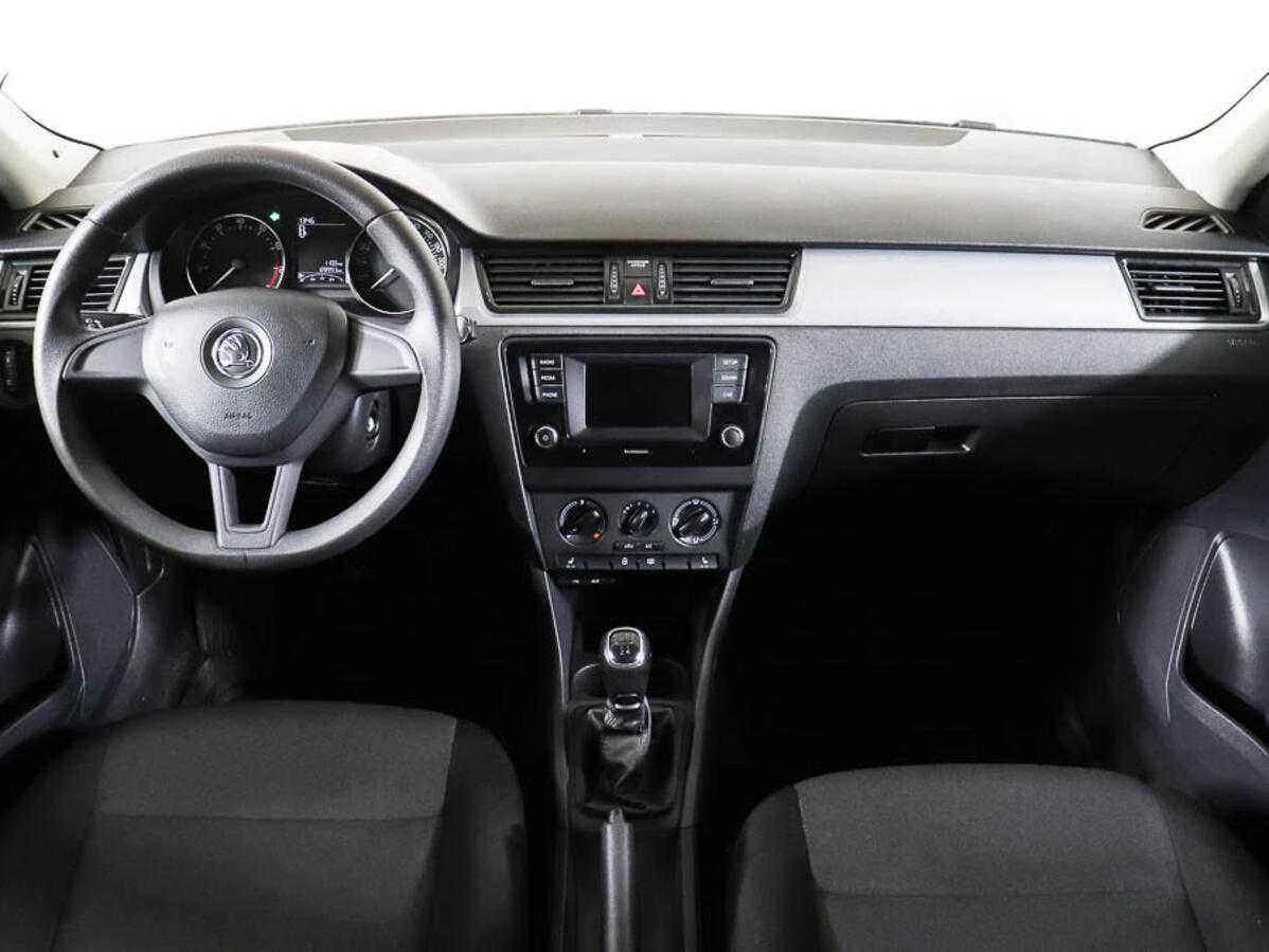 Skoda Rapid, Белый, 2017, Механическая, 90 л.с., цена от 517 000 руб.